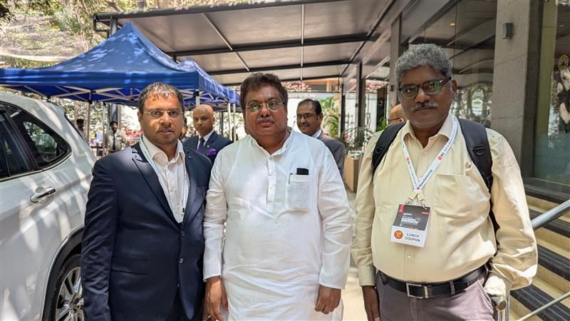 Industry Leadership & Government Collaboration